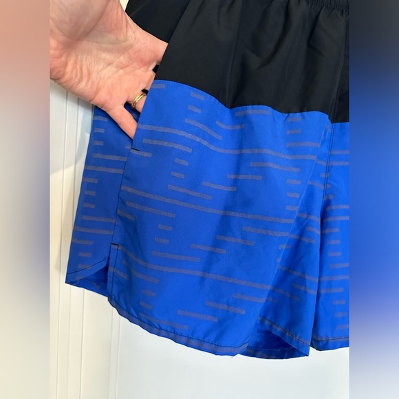 Nike Dri-Fit Challenger Run Division Blue Reflective Shorts - men’s large - Picture 5 of 14